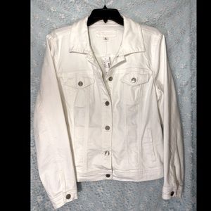 Cute white “denim-like” jacket